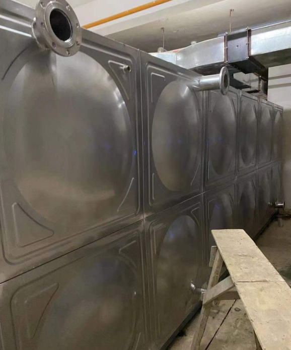 浦东日常维护不锈钢水箱的流程是怎样的